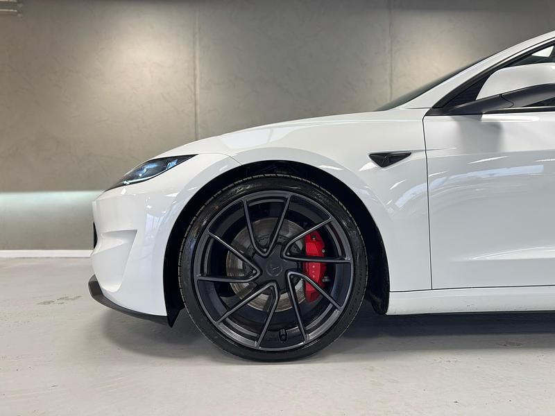 Brugt Tesla Model 3 Performance 338 kW (460 HK) 2024 Hvidmetal Sedan