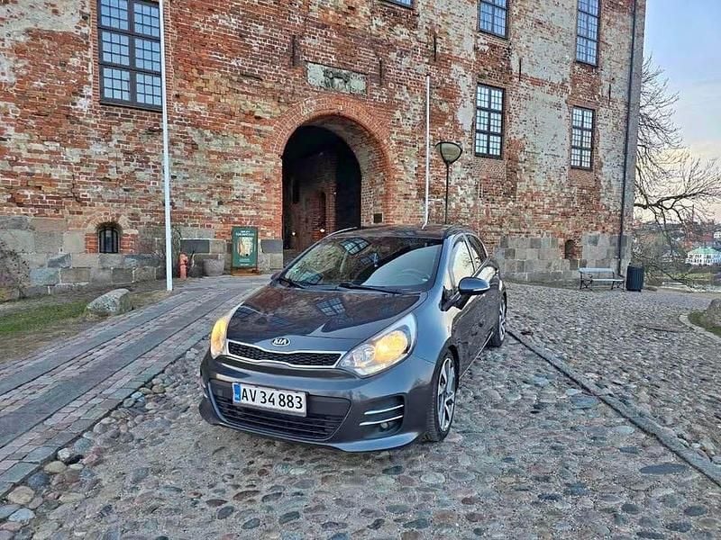 Brugt Kia Rio 83 HK (61 kW) 2015 Grå MPV