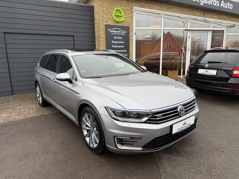 Brugt VW Passat Highline 218 HK (160 kW) 2018 Sølvmetal Stationcar