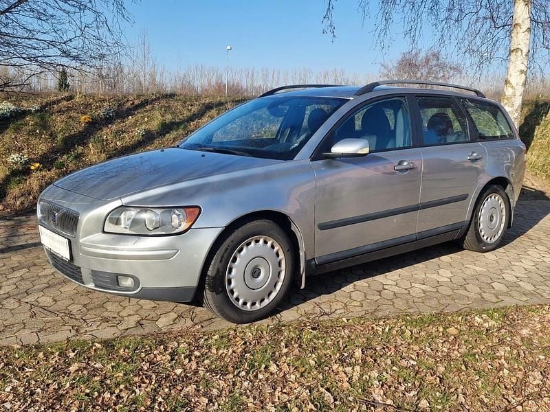 Sølvmetal Brugt 2006 Volvo V50 Stationcar | 42.200 kr. (God pris) - Billede 1/4