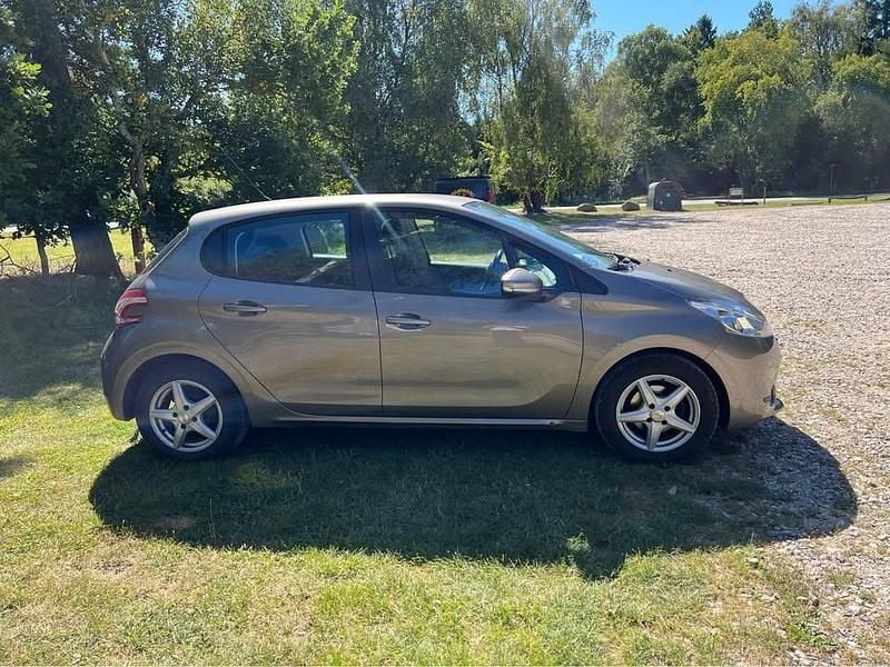 Brugt Peugeot 208 68 HK (50 kW) 2014 Grå Hatchback
