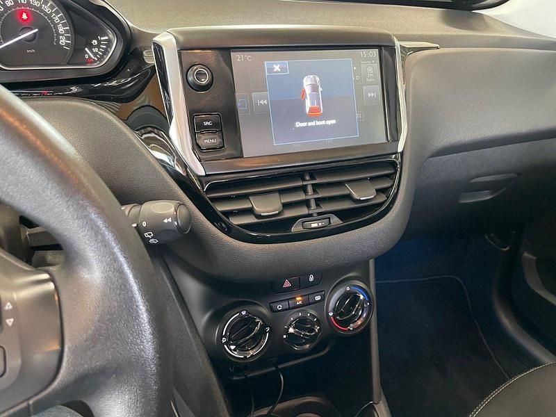 Brugt Peugeot 208 Active 82 HK (60 kW) 2015 Hvid Hatchback