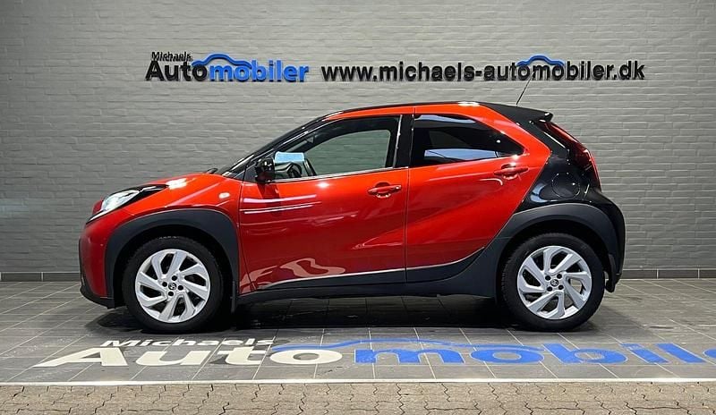 Brugt Toyota Aygo X Pulse 72 HK (52 kW) 2022 Rødmetal SUV