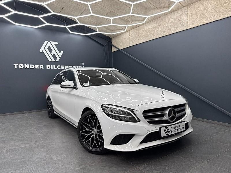 Hvid Brugt 2020 Mercedes C220 Advantage Stationcar | 239.500 kr. (Fair pris) - Billede 1/4