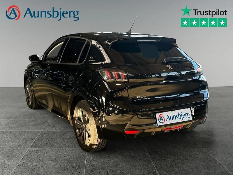 Brugt Peugeot e-208 Allure 100 kW (136 HK) 2021 Sort metal Hatchback