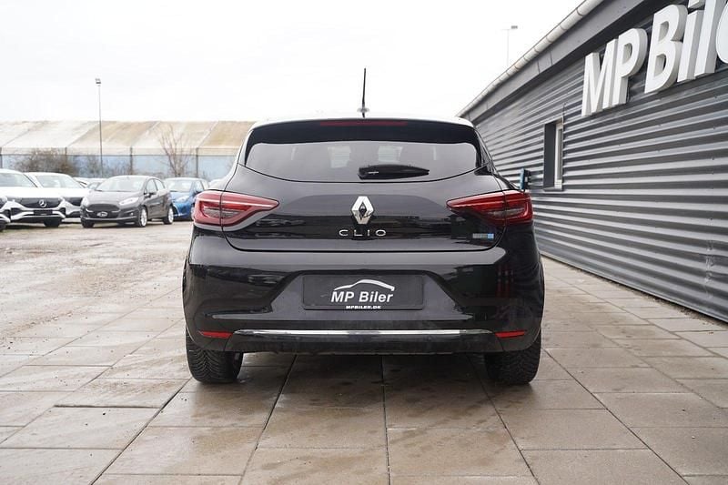 Brugt Renault Clio V Intens 140 HK (102 kW) 2021 Sortmetal Hatchback