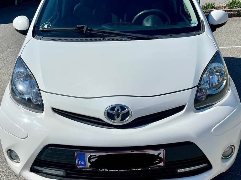 Brugt 2013 Toyota Aygo Hatchback | 34.800 kr. (Fair pris) - Billede 1/2