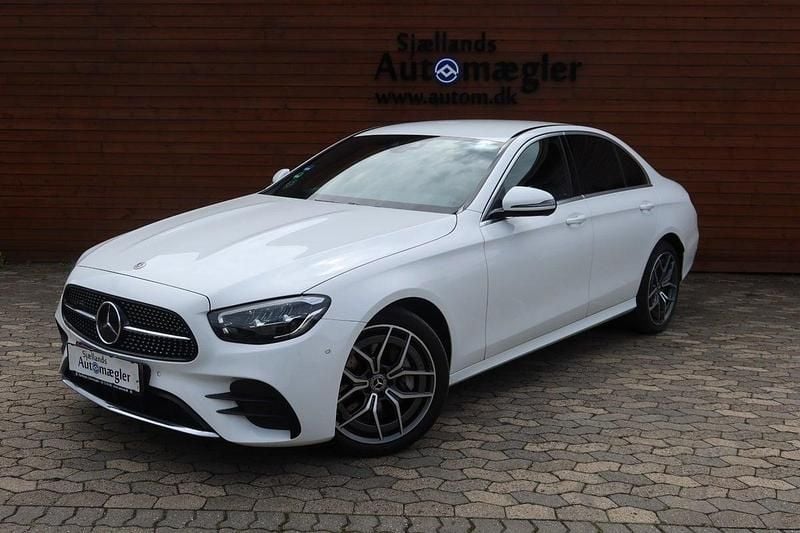 Hvid Brugt 2022 Mercedes E300 Advantage Sedan | 450.000 kr. (Fair pris) - Billede 1/4