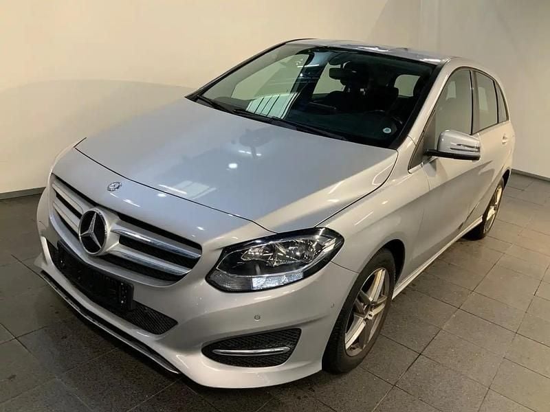 Sølvmetal Brugt 2016 Mercedes B180 MPV | 69.900 kr. (Super pris) - Billede 1/4