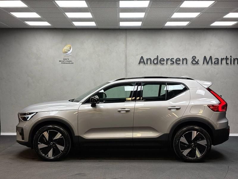 Ny Volvo XC40 Core 175 kW (238 HK) 2025 Silverdawn SUV