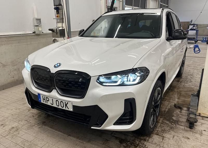 Brugt BMW iX3 M Sport 210 kW (286 HK) 2023 Hvidmetal SUV