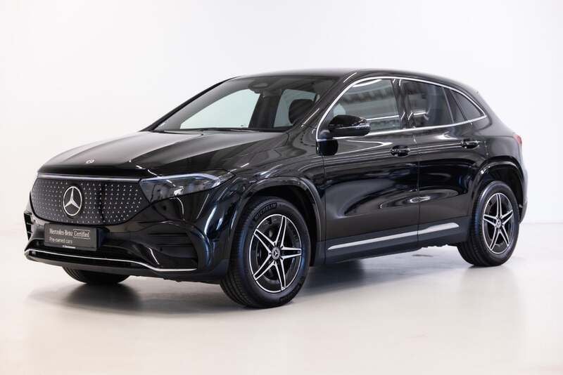Farve: sort Brugt 2024 Mercedes EQA250+ AMG SUV | 339.900 kr. (God pris) - Billede 1/4