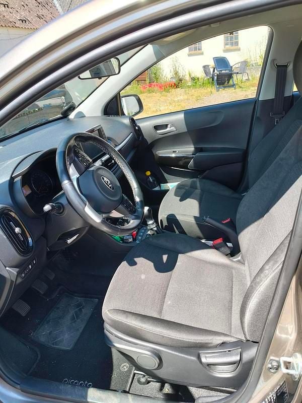 Titanium Silver Brugt 2019 Kia Picanto Vision Hatchback | 74.000 kr. (Fair pris) - Billede 1/8