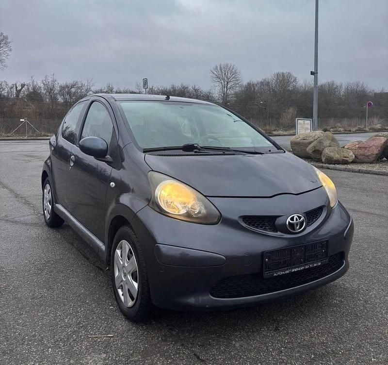 Brugt Toyota Aygo 68 HK (50 kW) 2009 Hatchback