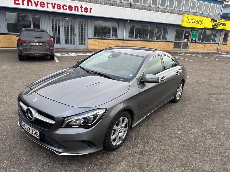 Gråmetal Brugt 2017 Mercedes CLA200 Coupe | 179.000 kr. (God pris) - Billede 1/4