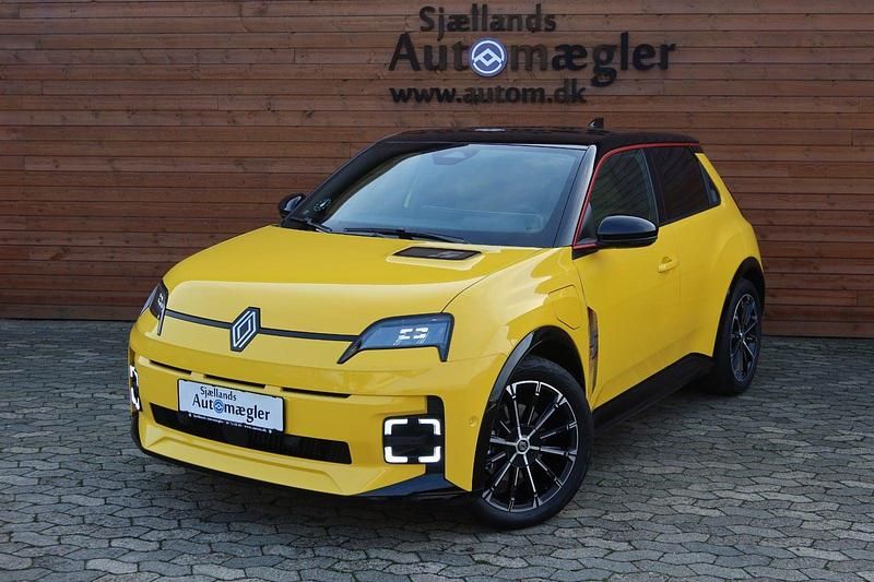 Gulmetal Brugt 2025 Renault 5 E-Tech Iconic Hatchback | 200.000 kr. (Lidt for dyr) - Billede 1/4