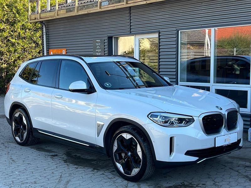 Hvidmetal Brugt 2021 BMW iX3 SUV | 289.900 kr. (God pris) - Billede 1/4