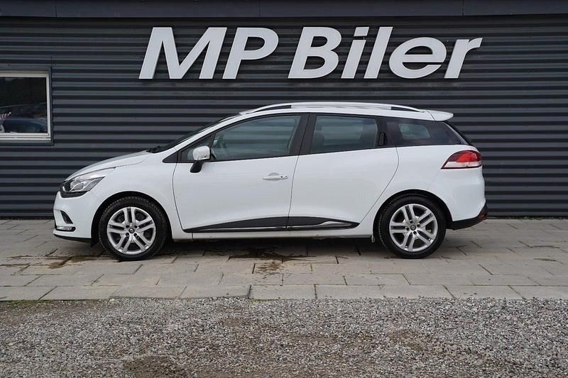 Brugt Renault Clio GrandTour Zen 90 HK (66 kW) 2020 Hvid Stationcar