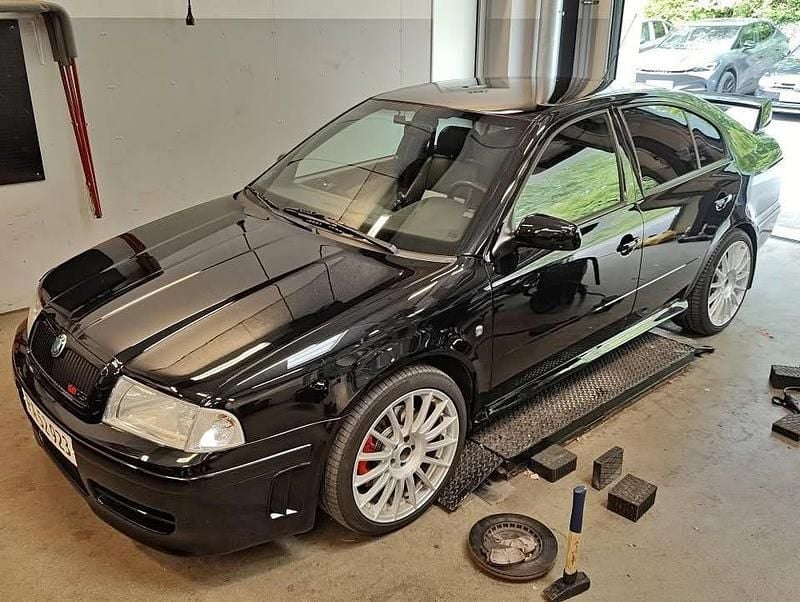Brugt 2002 Skoda Octavia RS Sedan | 70.000 kr. - Billede 1/4