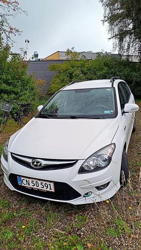 Rød Brugt 2012 Hyundai i30 Stationcar | 35.000 kr. - Billede 1/4