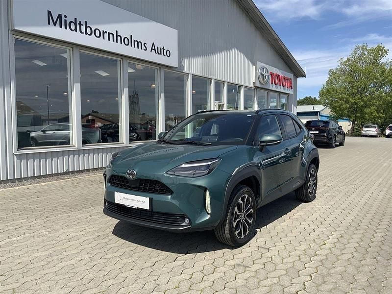 Forest green Ny 2025 Toyota Yaris Cross Style SUV | 329.990 kr. (Fair pris) - Billede 1/4