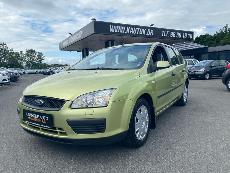 Grøn metal Brugt 2005 Ford Focus Ambiente Stationcar | 19.900 kr. (Super pris) - Billede 1/4