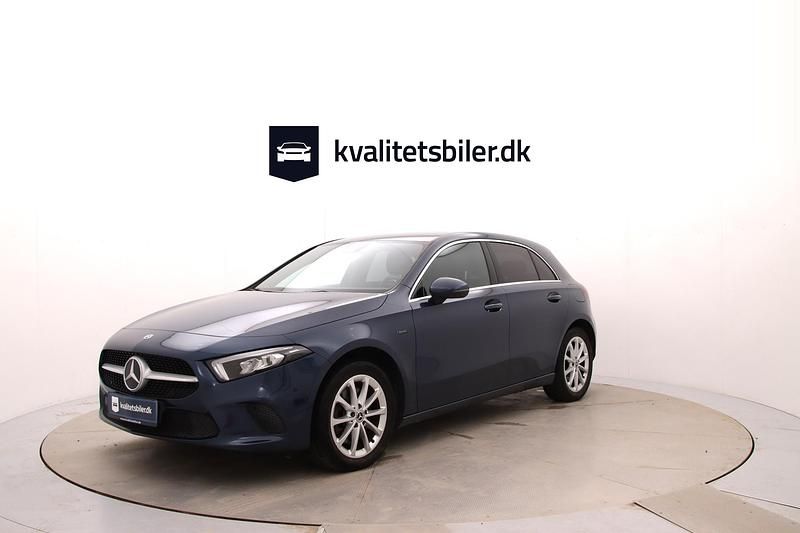 Blåmetal Brugt 2020 Mercedes A250 Progressive Hatchback | 254.900 kr. (Fair pris) - Billede 1/4