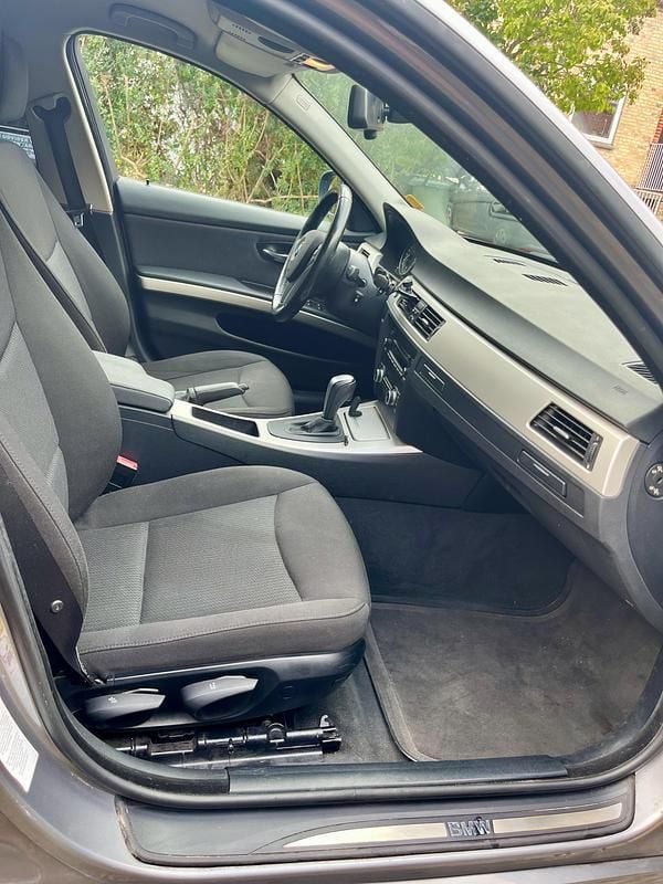 Grå Brugt 2008 BMW 320 M Sport Sedan | 79.900 kr. - Billede 1/8