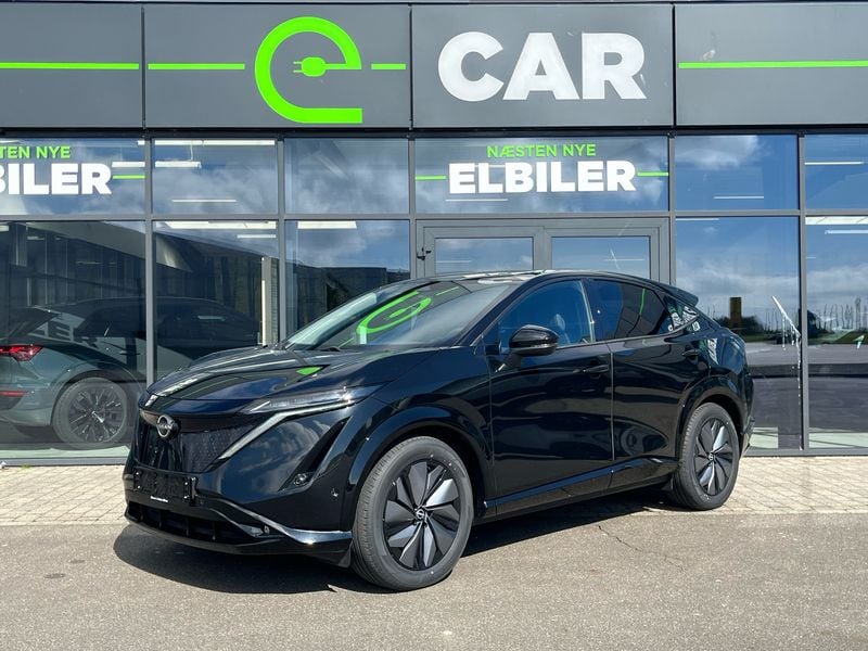Pearl black Ny 2025 Nissan Ariya Evolve SUV | 359.800 kr. (Fair pris) - Billede 1/4