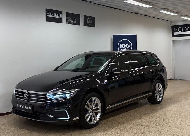 Sortmetal Brugt 2021 VW Passat Pro Stationcar | 219.800 kr. (Fair pris) - Billede 1/4