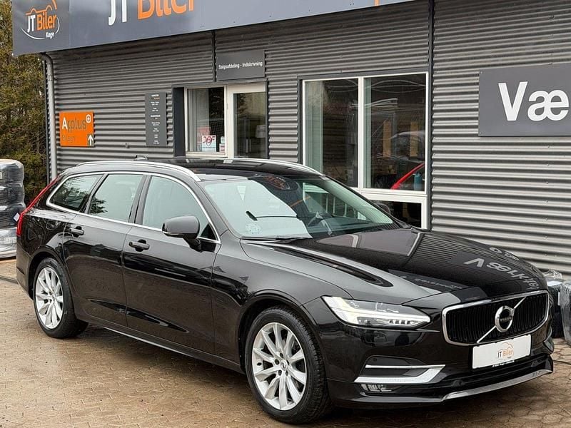Brugt Volvo V90 Momentum 190 HK (139 kW) 2019 Sortmetal Stationcar