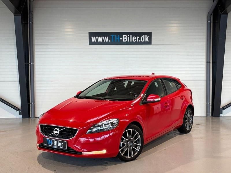Brugt 2013 Volvo V40 Momentum Hatchback | 79.900 kr. (Fair pris) - Billede 1/4