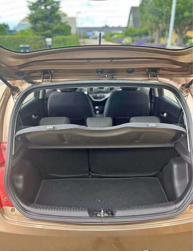 Brun Brugt 2013 Kia Picanto Hatchback | 45.000 kr. (Fair pris) - Billede 1/3