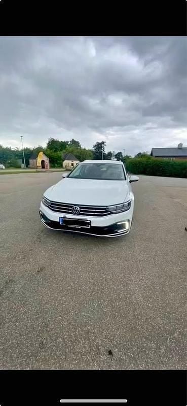 Brugt 2021 VW Passat GTE Stationcar | 193.875 kr. (God pris) - Billede 1/4