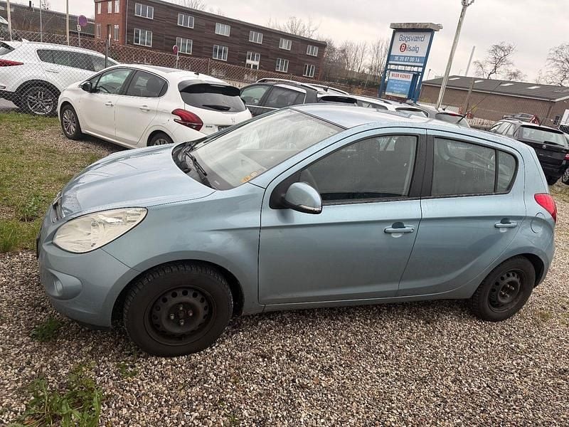 Blåmetal Brugt 2011 Hyundai i20 Classic Hatchback | 34.990 kr. (Fair pris) - Billede 1/4