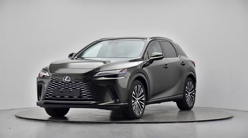 Terrane khaki Brugt 2024 Lexus RX450h+ E-FOUR SUV | 819.900 kr. - Billede 1/4