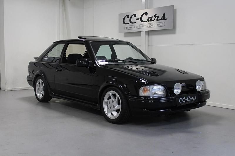 Sort Brugt 1987 Ford Escort RS | 129.900 kr. - Billede 1/4