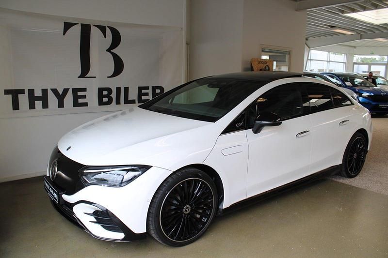 Hvid Brugt 2022 Mercedes EQE350 AMG line Sedan | 419.900 kr. (God pris) - Billede 1/4