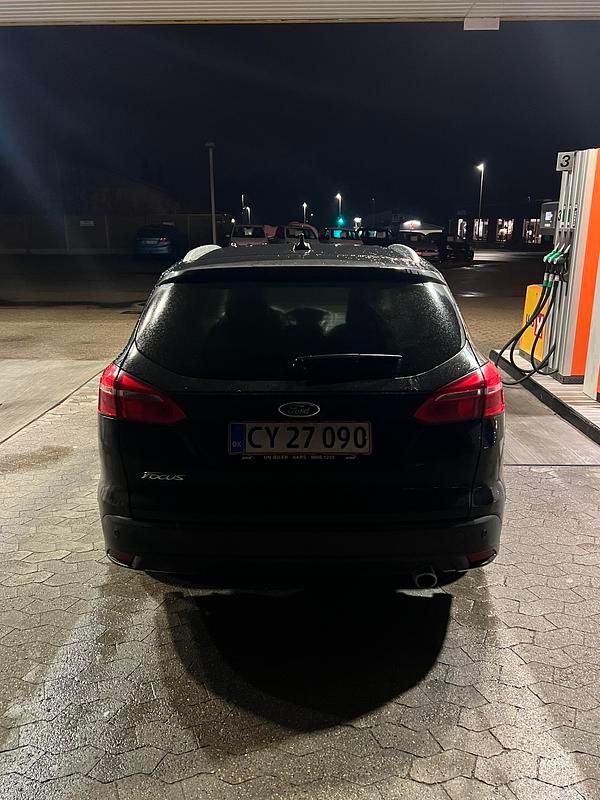 Brugt Ford Focus Business Edition 120 HK (88 kW) 2017 Sort  Stationcar