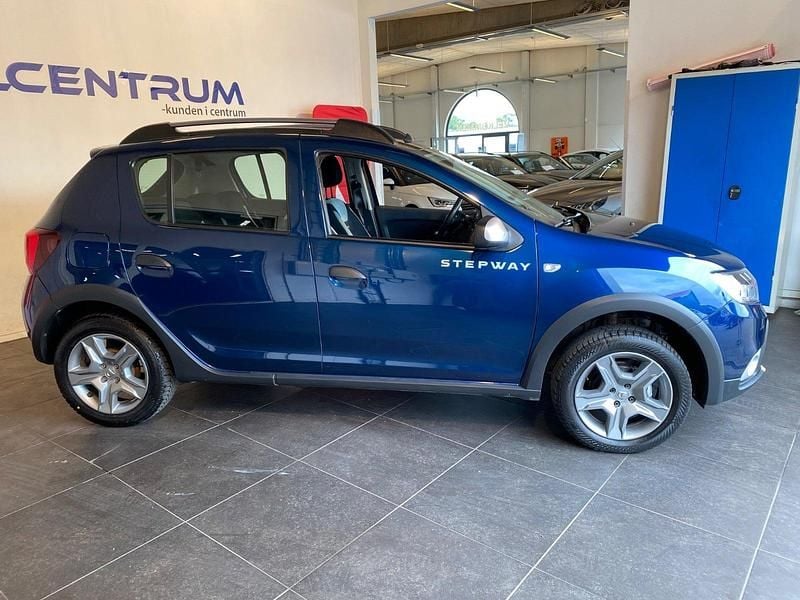 Brugt Dacia Sandero Stepway 95 HK (69 kW) 2019 Blåmetal Hatchback
