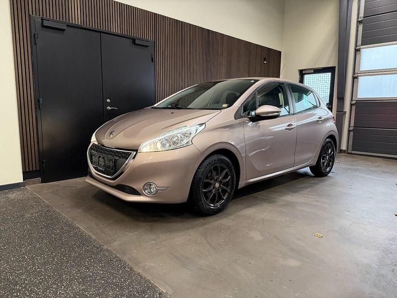 Violetmetal Brugt 2013 Peugeot 208 Active Hatchback | 34.800 kr. (Fair pris) - Billede 1/4