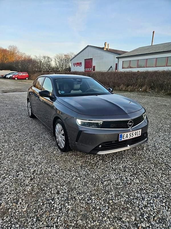 Brugt Opel Astra Elegance 150 HK (110 kW) 2024 Grå Hatchback