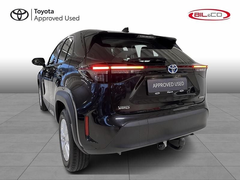 Brugt Toyota Yaris Cross Active 116 HK (85 kW) 2022 Sortmetal SUV