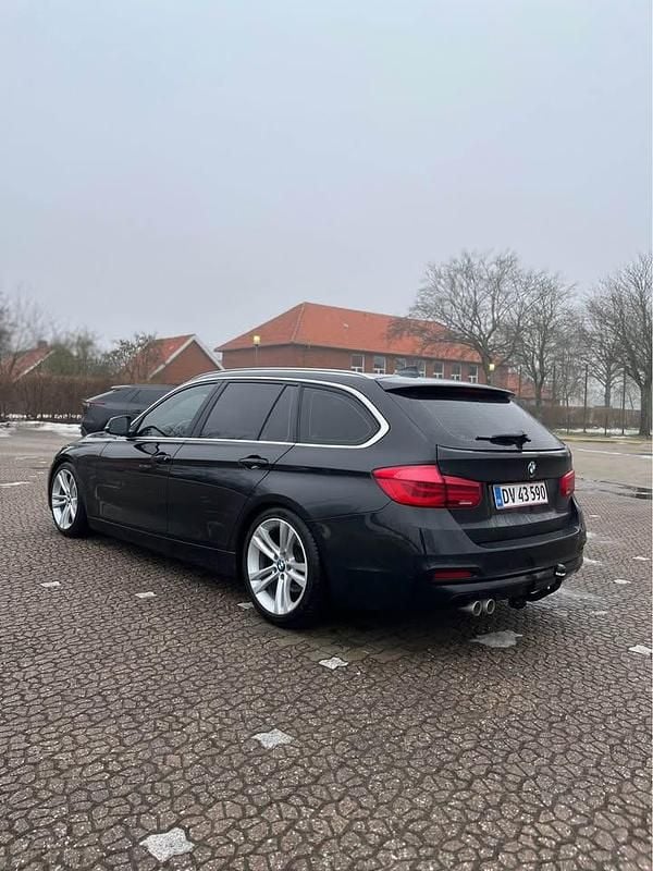 Brugt BMW 320 Advantage 190 HK (139 kW) 2017 Sort Stationcar