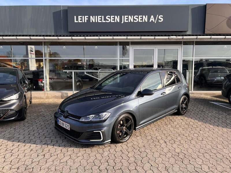 Koksmetal Brugt 2018 VW Golf VII GTE Hatchback | 125.000 kr. (Super pris) - Billede 1/4