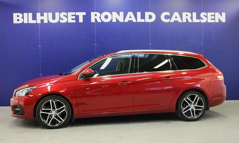 Brugt Peugeot 308 Selection Sky 130 HK (95 kW) 2020 Rødmetal Stationcar