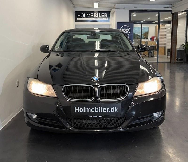 Brugt BMW 318 143 HK (105 kW) 2012 Sort Sedan