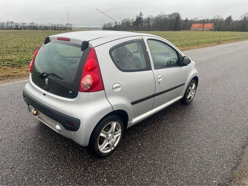 Brugt Peugeot 107 68 HK (50 kW) 2007 Hatchback