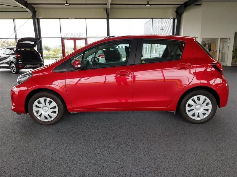 Solgt Toyota Yaris 1,3 VVTI T2 100., brugt 2016, km 29.417 i Struer Solgt Toyota Yaris 1,3 VVTI T2 100., brugt 2016, km 29.417 i Struer
