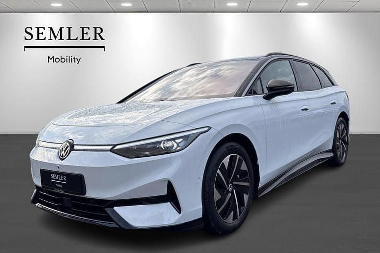 Hvidmetal Brugt 2025 VW ID.7 Style Stationcar | 469.900 kr. - Billede 1/4